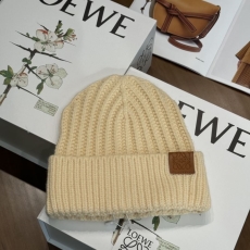 Loewe Caps